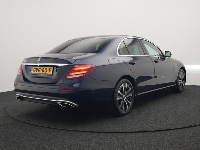 Mercedes-Benz E-KLASSE 300 e 9MATIC Avantgarde Plug In Hybrid 320pk UNIEK 42.495km PHEV | Trekhaak af Fabriek | Camera | Sportstoelen Verwarmd | Apple Carplay | Led Koplampen |
