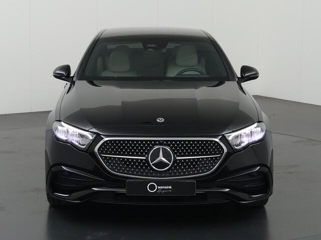 Mercedes-Benz E-KLASSE 300 e AMG Line | Burmester | Trekhaak | Night pakket | 20 inch |