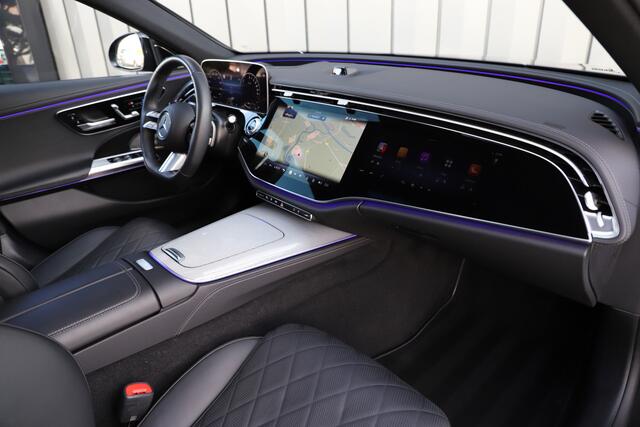 Mercedes-Benz E-KLASSE 400e AMG 4-Matic | 381PK | Luchtvering | Achterasbesturing | Massage | Burmester 4D | Keyles-go | Head-up | Sfeerverlichting | Hyperscreen | Stuurwielverw. | 2024.