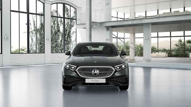 Mercedes-Benz E-KLASSE Limousine 300 e Sport Edition Panorama dak | Trekhaak