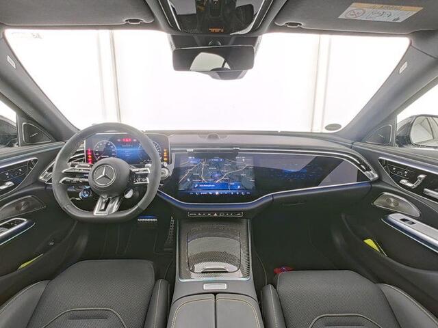 Mercedes-Benz E-KLASSE AMG 53 4MATIC+ Edition 1 | Superscreen | Premium plus | Massage | Trekhaak | Winter pakket | Rij assistentiepakket plus |