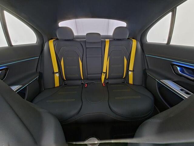 Mercedes-Benz E-KLASSE AMG 53 4MATIC+ Edition 1 | Superscreen | Premium plus | Massage | Trekhaak | Winter pakket | Rij assistentiepakket plus |