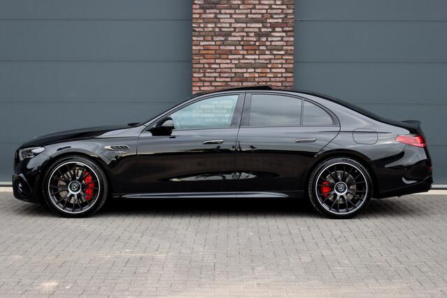 Mercedes-Benz E-KLASSE AMG 53 4MATIC+ Premium+ | MBUX Hyperscreen | Achterasbesturing | Distronic | AMG Drivers Package | Burmester | Digital Light | Stoelverwarming V+A | Performance-Stoel |