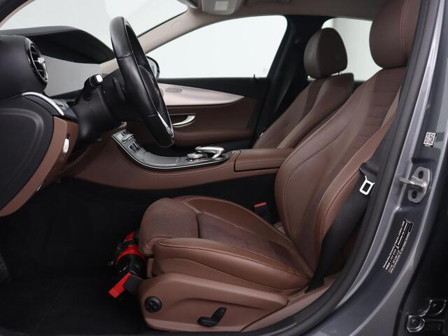 Mercedes-Benz E-KLASSE 300e Avantgarde | Adaptive cruise | Leder | Stoelverwarming | Widescreen | Carplay | Sfeerverlichting | Navigatie | Camera | Park Assist | PHEV | Plug In