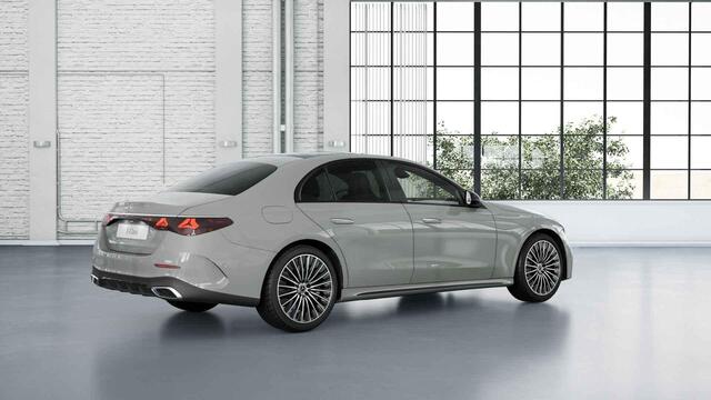 Mercedes-Benz E-KLASSE 300e Sport Edition | Panoramaschuifdak | Premium | Rijassistentiepakket Plus | Stoelventilatie/-verwarming voor | Burmester