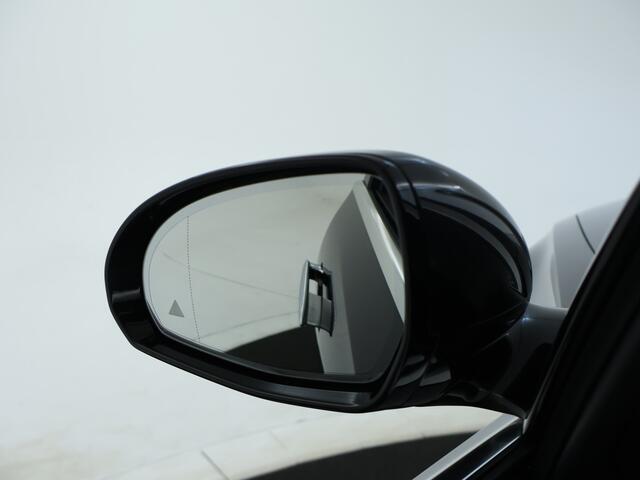 Mercedes-Benz E-KLASSE 300 e Luxury Line | Rijassistentiepakket plus | Keyless Go | Stuur- en Stoelverwarming | Apple CarPlay | Achteruitrijcamera | Inclusief 24 maanden MB Certified garantie voor Europa.