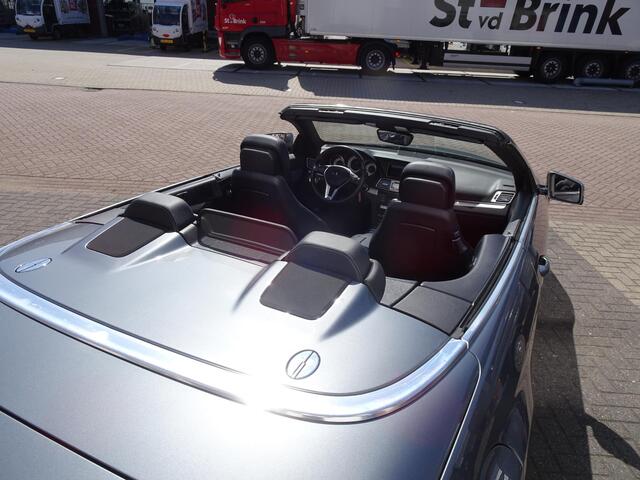 Mercedes-Benz E-KLASSE Cabrio 200 Ambition