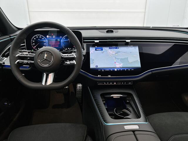 Mercedes-Benz E-KLASSE 300 e Sport Edition | Premium pakket | Winter pakket | Nightpakket | Trekhaak | DISTRONIC | MBUX Superscreen | Burmester® 4D surround sound system | 360°-camera |
