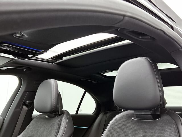 Mercedes-Benz E-KLASSE 300 e Sport Edition | Premium pakket | Winter pakket | Nightpakket | Trekhaak | Smartphone integratie | Panoramaschuifdak | Rijassistentiepakket Plus| 360°-camera | Burmester® 4D sound system | MBUX Superscreen |