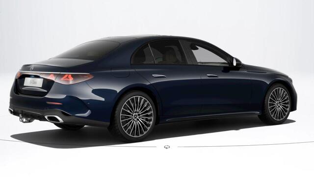 Mercedes-Benz E-KLASSE 300 e Sport Edition | AMG Line | Panoramadak | Premium Pakket | Night Pakket | Winter Pakket | Trekhaak | MBUX Superscreen | Burmester 4D Surround | 360° Camera | Dodehoekassistent | DISTRONIC Afstandsassistent | Elektrisch Verstelbare Stoelen + Memory | 