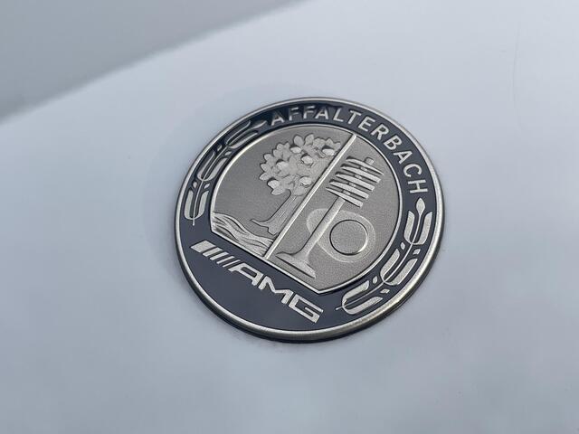 Mercedes-Benz E-KLASSE AMG 53 4MATIC+ Night Edition | Alpine grijs MANUFAKTUR | DIGITAL LIGHT | Panoramadak | AMG carbon exterieur pakket | AMG night pakket | Head-up display | AMG Real Performance Sound