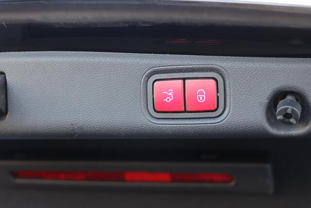 Mercedes-Benz E-KLASSE 200 Business Solution AMG