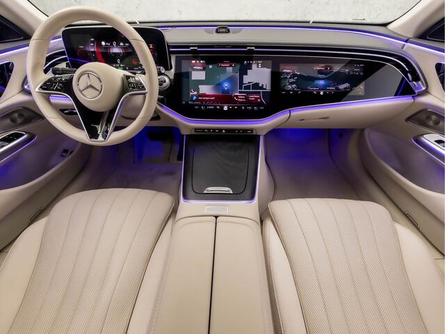 Mercedes-Benz E-KLASSE 300 e 4MATIC Exclusive Line 313Pk (PASSAGIER DISPLAY, PANORAMADAK, ACHTERAS STURING, LUCHTVERING, COMFORTSTOELEN, DIGITAL LIGHT, 1e EIGENAAR, NIEUWSTAAT)