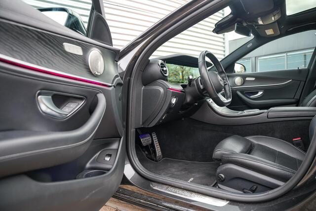 Mercedes-Benz E-KLASSE E300 de Panodak Burmester 360 Camera HUD Trekhaak Keyless