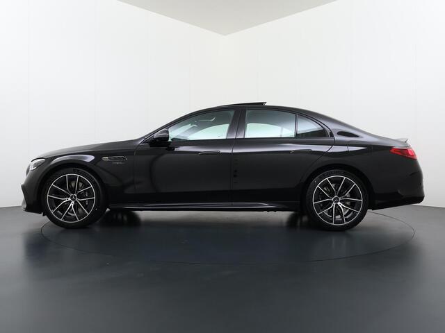 Mercedes-Benz E-KLASSE AMG 53 4MATIC+ Night Edition | Massagestoelen Voorin | Achterasbesturing | Panorama - Schuifdak | Head-Up Display | 360° Camera | Trekhaak Wegklapbaar | Burmester 4D Surround Sound