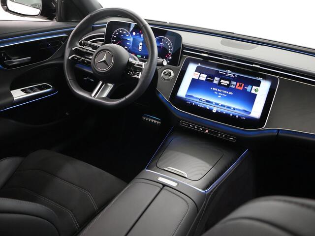 Mercedes-Benz E-KLASSE 300 e AMG Line | AMG | Panoramadak | Winter pakket | Night pakket | 20 inch lichtmetalen velgen |