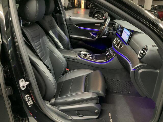 Mercedes-Benz E-KLASSE 300 e AMG Line | 320pk PHEV | Elektrisch panoramadak / schuifdak | Stoelverwarming | Bestuurdersstoel Met Geheugen | Achteruitrijcamera