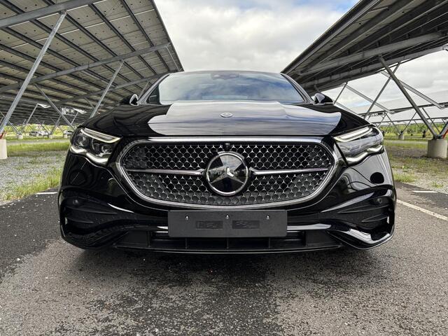 Mercedes-Benz E-KLASSE 300 e Sport Edition | Night | Burmester | Rijassistentiepakket | Superscreen | Stoelverwarming/ventilatie | Sfeerverlichting | 360 camera |