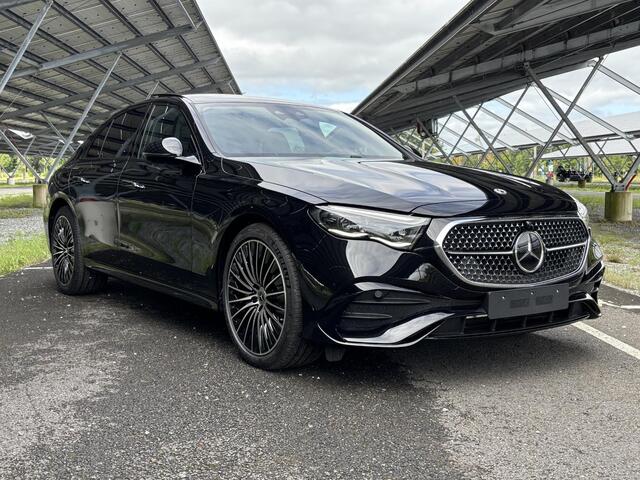Mercedes-Benz E-KLASSE 300 e Sport Edition | Night | Burmester | Rijassistentiepakket | Superscreen | Stoelverwarming/ventilatie | Sfeerverlichting | 360 camera |