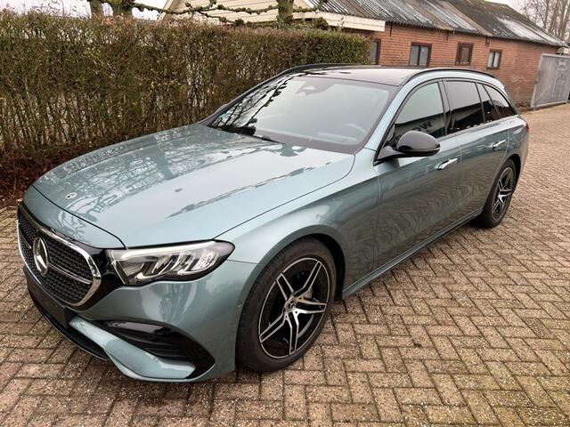 Mercedes-Benz E-KLASSE E 300e AMG int + ext, Night pakket, Pano dak, Distronic