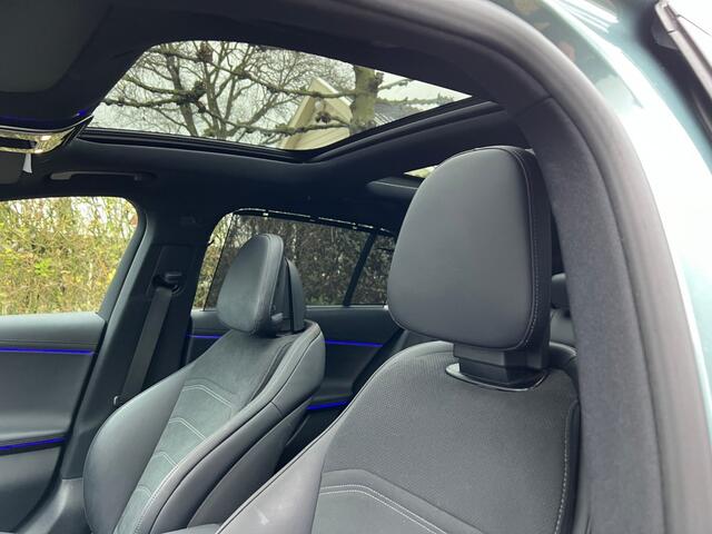 Mercedes-Benz E-KLASSE E 300e AMG int + ext, Night pakket, Pano dak, Distronic
