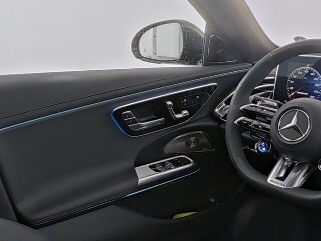 Mercedes-Benz E-KLASSE Mercedes-AMG 53 4MATIC+ AMG DYNAMIC PLUS Paket | AMG Driver's Package | Panorama Schuif-Kanteldak | Rijassistentiepakket plus | Burmester® | Head-up-Display. Inclusief 24 maanden MB Certified garantie voor Europa.