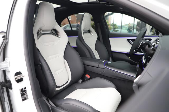 Mercedes-Benz E-KLASSE AMG 53 4MATIC+ | 612PK | Achterasbesturing | Hyperscreen | Head-up | Schaalstoelen | Burmester 4D | Sfeerverlichting | 2024.