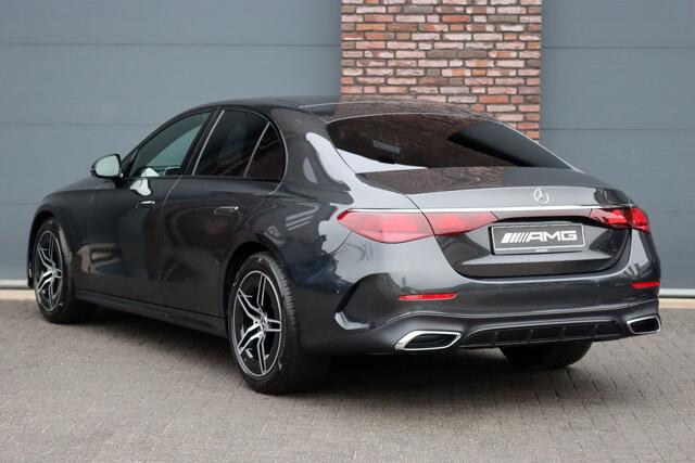 Mercedes-Benz E-KLASSE 220 d AMG Line | Hyperscreen | Distronic | Memory | Surround Camera | Keyless Go | Verwarmd Stuurwiel | Digital Light | Nightpakket | Dodehoekassistent |