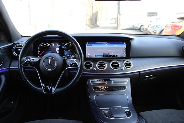 Mercedes-Benz E-KLASSE 200 Avantgarde LED - Widescreen
