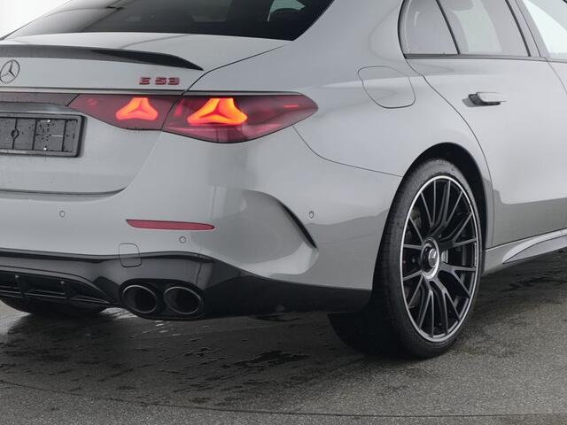 Mercedes-Benz E-KLASSE Mercedes-AMG 53 4MATIC+ Panorama Schuif-Kanteldak | MBUX Superscreen | Burmester® | AMG Real Performance Sound | Night 1 en 2 | 21 Inch AMG Velgen. Inclusief 24 maanden Mercedes-Benz Certified garantie voor Europa.