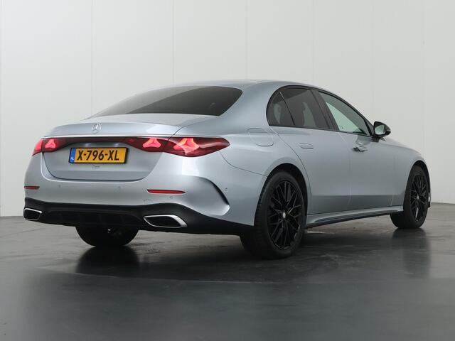 Mercedes-Benz E-KLASSE 300 e AMG Line | Night | Hyperscreen | Digital Light | Trekhaak | Verlichte grill | Memory |