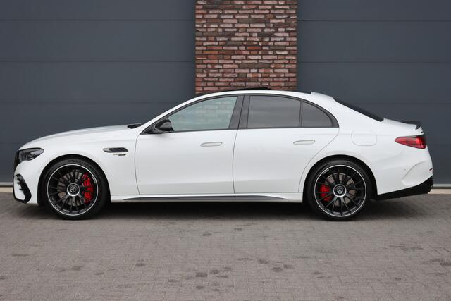 Mercedes-Benz E-KLASSE AMG 53 4MATIC+ Premium | 585pk | Hyperscreen | Achterasbesturing | Carbon | AMG Drivers Package | Distronic+ | HUD | Panoramadak | Digital Light | Burmester |