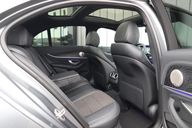 Mercedes-Benz E-KLASSE 300e AMG | 320PK | Pano | Sfeerverlichting | Memory | ILS | Widescreen | Stoelverw. | Carplay | Standkachel | 2020.