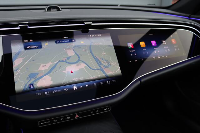 Mercedes-Benz E-KLASSE AMG 53 4MATIC+ Premium | 585pk | Hyperscreen | Achterasbesturing | Distronic+ | Burmester | HUD | Digital Light | Stoelventilatie | Surround Camera | Keyless Go | Soft-Close |