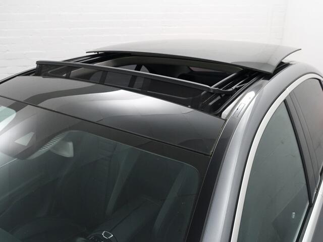 Mercedes-Benz E-KLASSE 220 d AMG Premium Plus- Panoramadak, Dual Memory, 360 Camera, Carbon, Burmester Audio, Sfeerverlichting