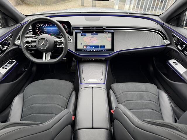 Mercedes-Benz E-KLASSE 300 e AMG Line Advanced plus Night | Pano-Dak | Distronic | Memory | Grill Verlicht | Stoel en Stuurverw. |