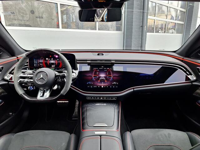 Mercedes-Benz E-KLASSE AMG 53 HYBRID 4MATIC+ | Panoramadak | Burmester | Night pakket | 360° Camera | Memory pakket | Superscreen | DISTRONIC | Achterasbesturing | Sfeerverlichting | DIGITAL LIGHT | Keyless-GO | Elektrische achterklep