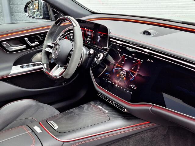 Mercedes-Benz E-KLASSE AMG 53 HYBRID 4MATIC+ | Panoramadak | Burmester | Night pakket | 360° Camera | Memory pakket | Superscreen | DISTRONIC | Achterasbesturing | Sfeerverlichting | DIGITAL LIGHT | Keyless-GO | Elektrische achterklep