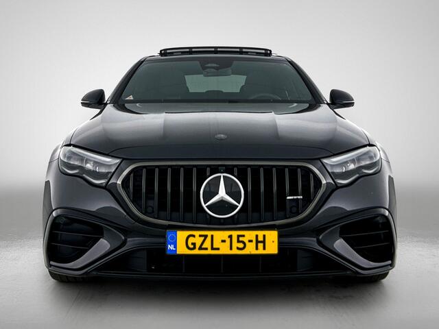 Mercedes-Benz E-KLASSE AMG 53 4MATIC+ / NL Auto / Luchtvering (AMG RIDE CONTROL) / Panoramadak / Night Pakket / MBUX Superscreen / Achterasbesturing / Burmester / Plug-in hybride / Elektrisch rijbereik tot ca. 100 km /