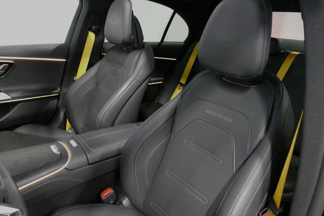 Mercedes-Benz E-KLASSE AMG 53 4MATIC+ / 21'' Vossen HFX-1 velgen / AMG Drivers package / Hyperscreen / Panoramadak / Stoelkoeling + verwarming / AMG Performance interieur / Gele gordels / Elektr. verstelbare voorstoelen + memory / Achterasbesturing / Digital Light + projectie /