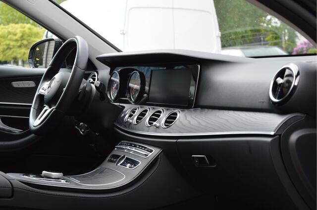 Mercedes-Benz E-KLASSE 200 AVANTGARDE | AUTOMAAT | SCHUIFDAK | NIGHT PAKKET | SFEERVERL | CARPLAY | LED | CAMERA | ENZ