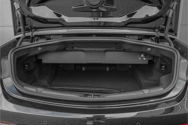 Mercedes-Benz E-KLASSE Cabrio 200 25th Anniversary AMG Aircap Widescreen Airscarf Burmester