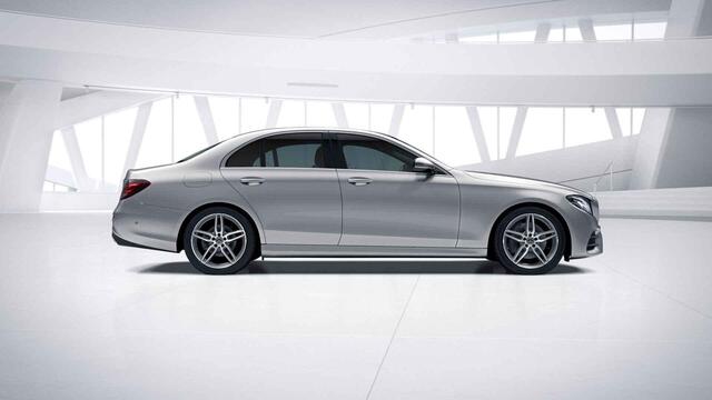 Mercedes-Benz E-KLASSE 200 Business Solution AMG | Panoramadak | Stoelverwarming | Lederen bekleding | Achteruitrijcamera |