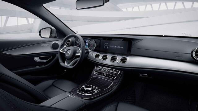 Mercedes-Benz E-KLASSE 200 Business Solution AMG | Panoramadak | Stoelverwarming | Lederen bekleding | Achteruitrijcamera |