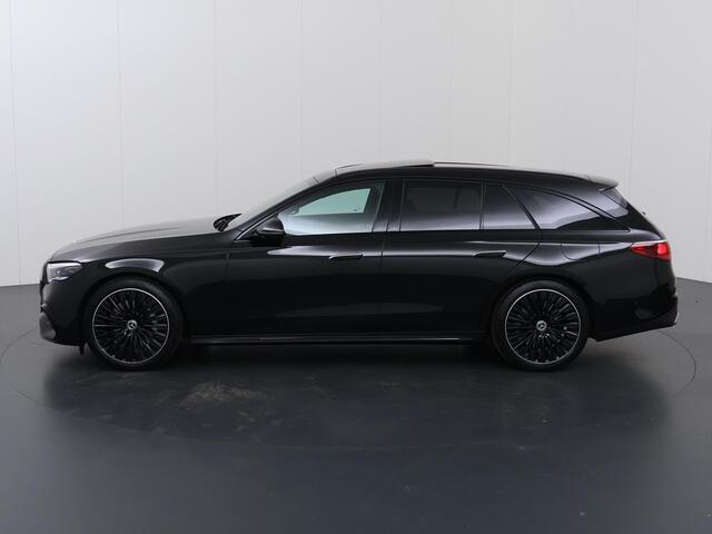 Mercedes-Benz E-KLASSE 300e Sport Edition | Panoramaschuifdak | Head-up | Trekhaak | Burmester | Nightpakket | 360° camera |