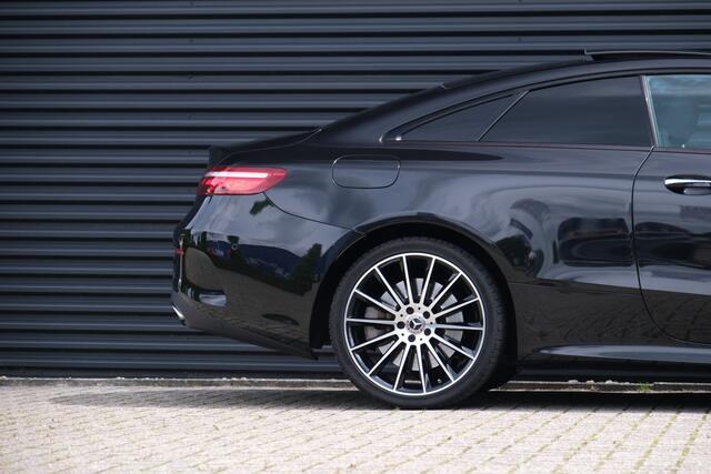 Mercedes-Benz E-KLASSE Coupé 400 4MATIC Premium Plus | Burmester | Elektrische stoelen | Panorama dak | Luchtvering |