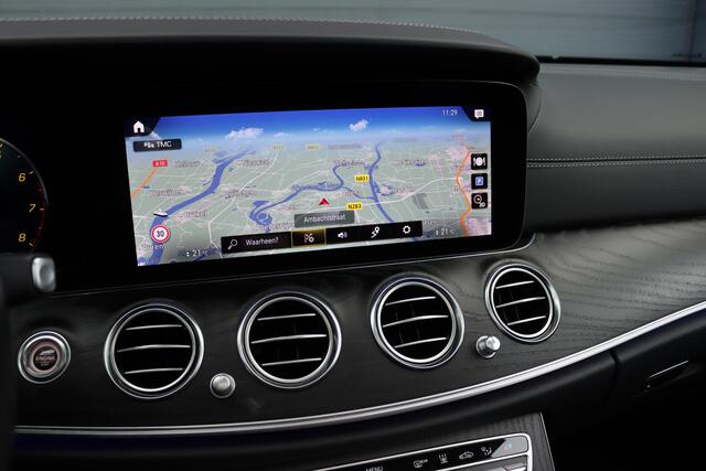Mercedes-Benz E-KLASSE 450 4MATIC Premium+ AMG Line | Luchtvering | Distronic+ | Burmester | Soft-Close | Memory | Trekhaak | HUD | Augmented Reality | Panoramadak | Keyless Go |