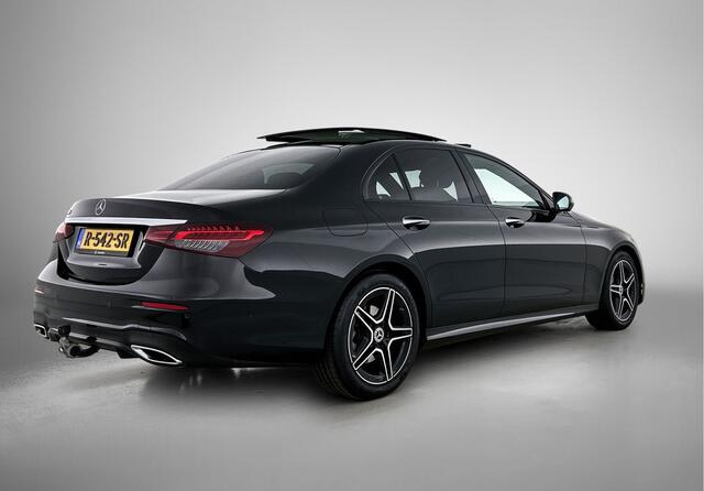 Mercedes-Benz E-KLASSE 200 AMG Nightpakket | Panoramadak | Trekhaak | CarPlay | Sfeerverlichting | Dode Hoek Ass | 360° Camera | Inclusief 24 maanden Mercedes-Benz Certified garantie voor Europa.
