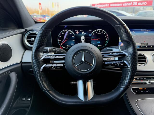 Mercedes-Benz E-estate 300 e AMG Line LED DAB Distronic ACC Carplay Trekhaak Night-pakket Spiegel pakket Achteruitrijcamera