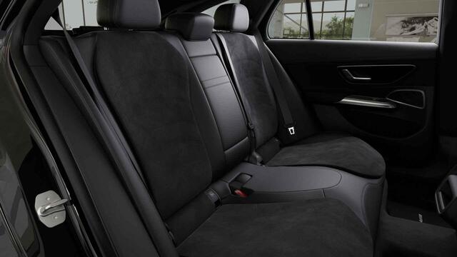 Mercedes-Benz E-estate 300 de AMG Line | Panoramadak | Trekhaak | Burmester | 20 inch | Winter pakket | Night pakket | 360 camera |